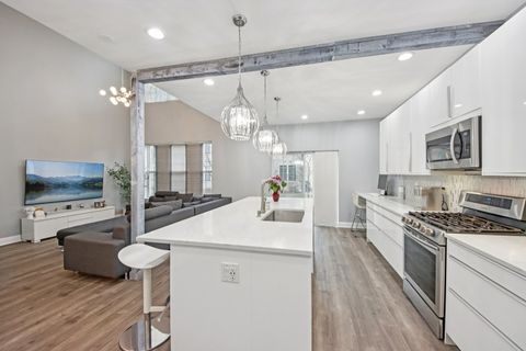 Tiny photo for 831 Amelia Court, Grayslake, IL 60030 (MLS # 12571545)