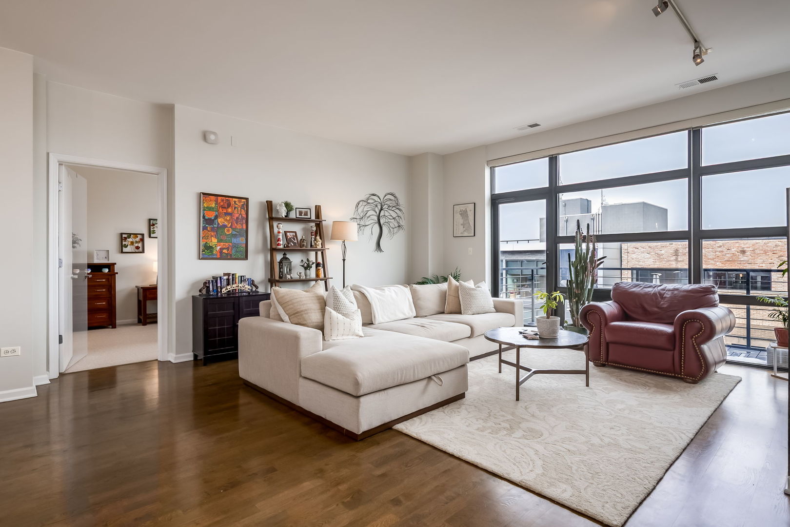 2045 W Concord Place 604