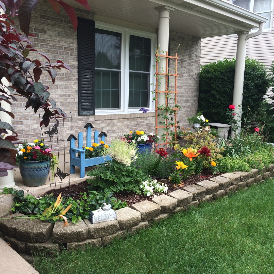 3195 Village Green Drive