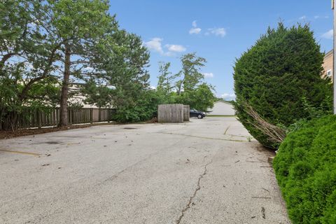 Tiny photo for 4241 Lindenwood Drive #A, Matteson, IL 60443 (MLS # 12710818)