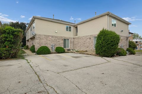 Tiny photo for 4241 Lindenwood Drive #A, Matteson, IL 60443 (MLS # 12710818)