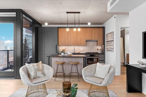 Tiny photo for 234 W Polk Street #3612, Chicago, IL 60607 (MLS # 12578507)