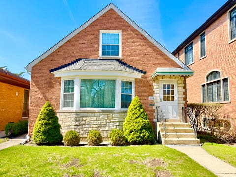Photo of 6214 N Karlov Avenue, Chicago, IL 60646 (MLS # 12705361)