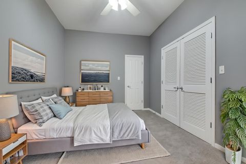 Tiny photo for 828 W GRACE Street #502, Chicago, IL 60613 (MLS # 12628846)