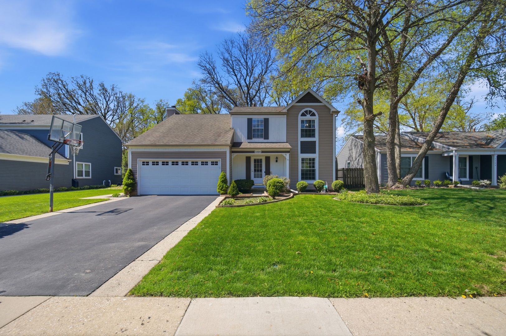 1320 Yellowstone Parkway