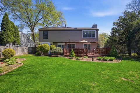 Tiny photo for 1320 Yellowstone Parkway, Algonquin, IL 60102 (MLS # 12635158)