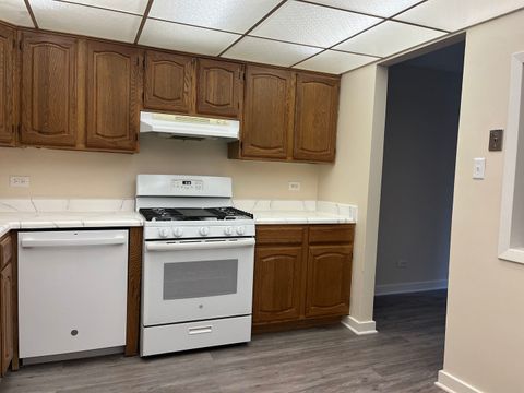 Tiny photo for 5515 Cromwell Lane #M2, Oak Forest, IL 60452 (MLS # 12533284)