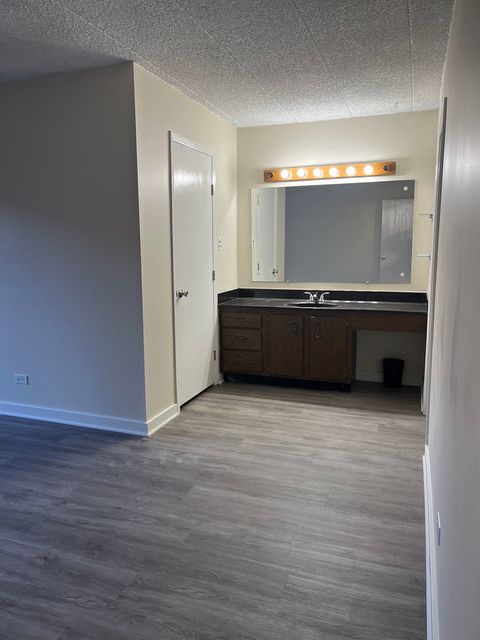 Tiny photo for 5515 Cromwell Lane #M2, Oak Forest, IL 60452 (MLS # 12533284)