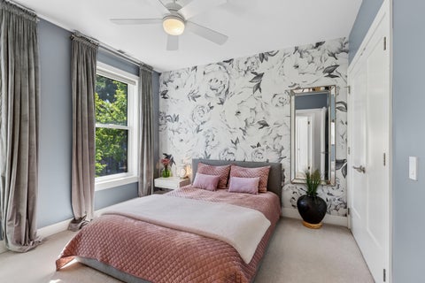 Tiny photo for 1728 N Hudson Avenue, Chicago, IL 60614 (MLS # 12775199)