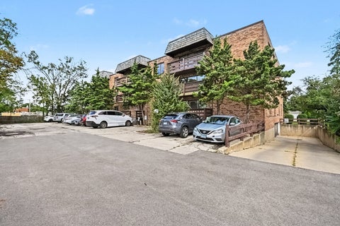 Tiny photo for 1815 Oakton Street #1A, Park Ridge, IL 60068 (MLS # 12767793)
