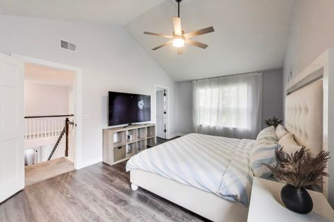 Tiny photo for 1677 Driftwood Lane, Crystal Lake, IL 60014 (MLS # 12472537)