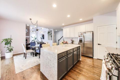 Tiny photo for 1677 Driftwood Lane, Crystal Lake, IL 60014 (MLS # 12472537)