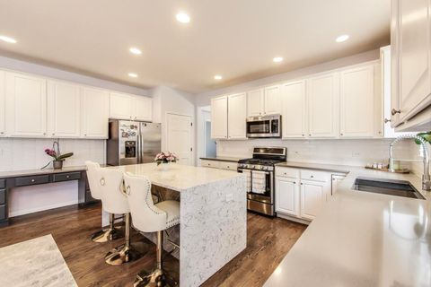 Tiny photo for 1677 Driftwood Lane, Crystal Lake, IL 60014 (MLS # 12472537)