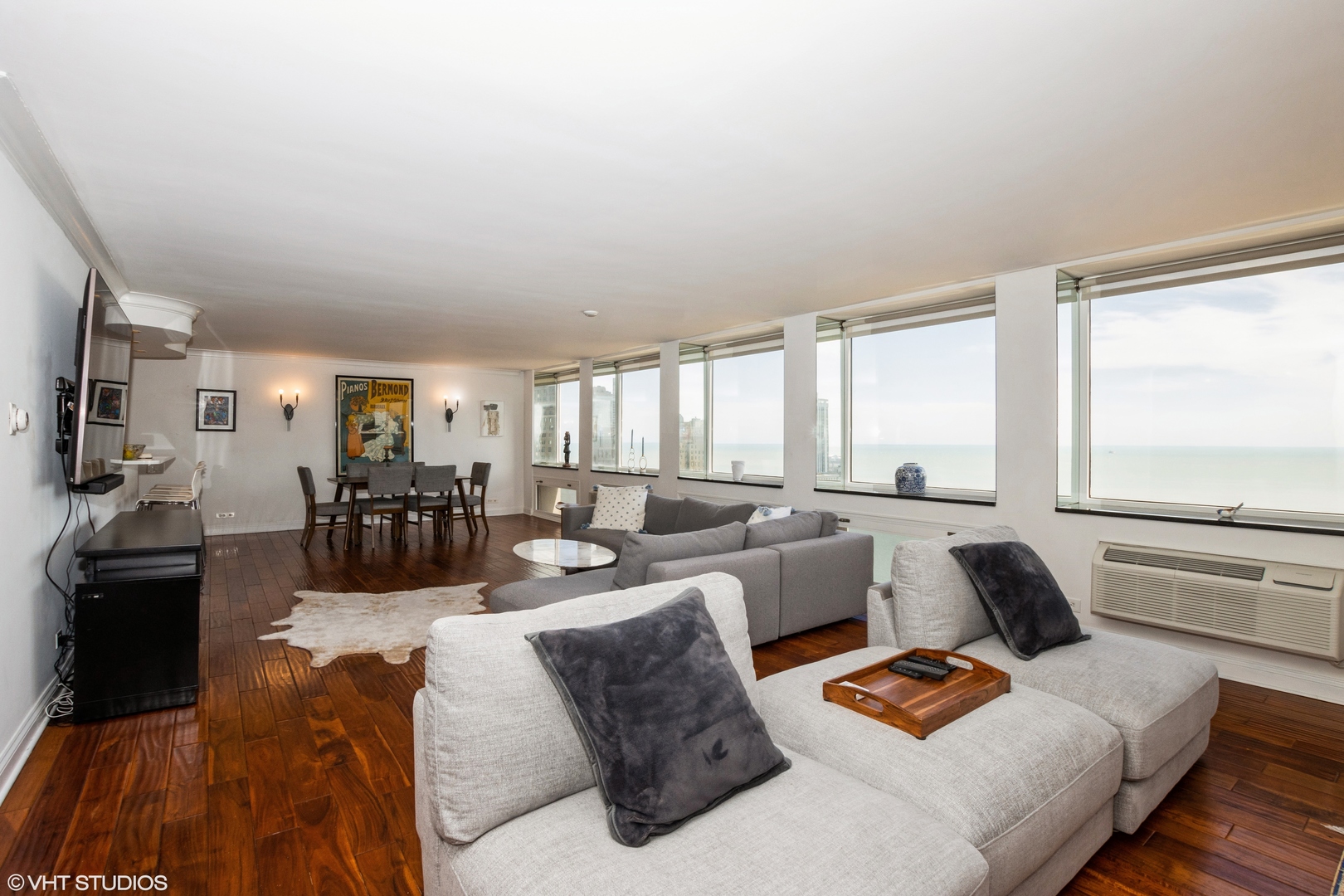 1110 N Lake Shore Drive 21N