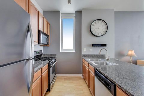 Tiny photo for 1600 S Indiana Avenue #1602, Chicago, IL 60616 (MLS # 12510300)