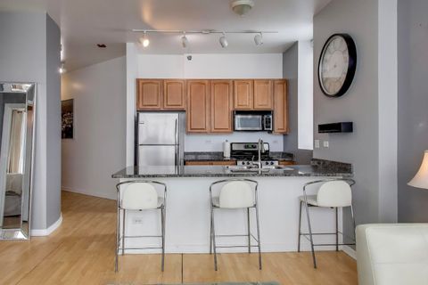 Tiny photo for 1600 S Indiana Avenue #1602, Chicago, IL 60616 (MLS # 12510300)
