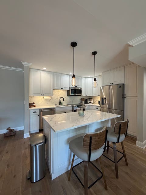 Tiny photo for 124 Carriage Way Drive #209B, Burr Ridge, IL 60527 (MLS # 12740475)