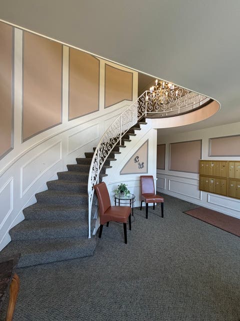 Tiny photo for 124 Carriage Way Drive #209B, Burr Ridge, IL 60527 (MLS # 12740475)