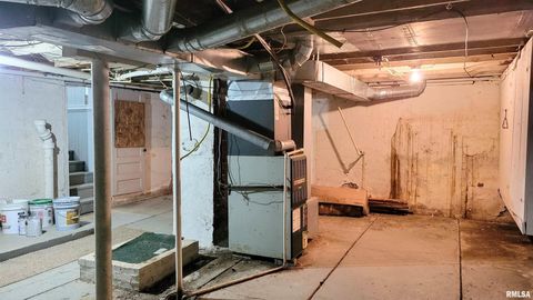 Tiny photo for 111 S Wilmington Avenue, Orient, IL 62874 (MLS # EB460248)