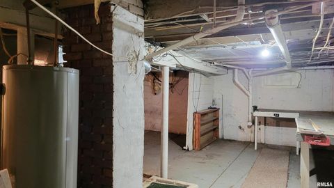 Tiny photo for 111 S Wilmington Avenue, Orient, IL 62874 (MLS # EB460248)