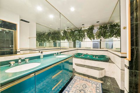 Tiny photo for 6433 N Drake Avenue, Lincolnwood, IL 60712 (MLS # 12502195)