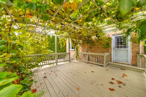 Tiny photo for 6433 N Drake Avenue, Lincolnwood, IL 60712 (MLS # 12502195)