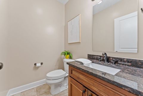 Tiny photo for 17 Blackstone Circle, Le Claire, IA 52753 (MLS # 12589899)