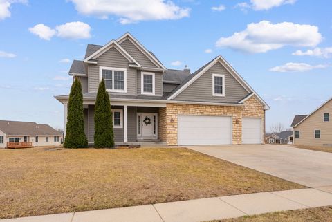 Tiny photo for 17 Blackstone Circle, Le Claire, IA 52753 (MLS # 12589899)