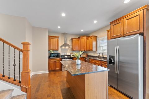 Tiny photo for 17 Blackstone Circle, Le Claire, IA 52753 (MLS # 12589899)