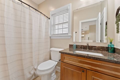 Tiny photo for 17 Blackstone Circle, Le Claire, IA 52753 (MLS # 12589899)