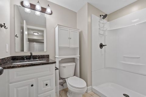 Tiny photo for 17 Blackstone Circle, Le Claire, IA 52753 (MLS # 12589899)