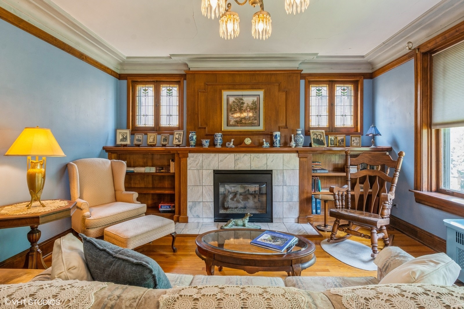 1343 W Greenleaf Avenue 3