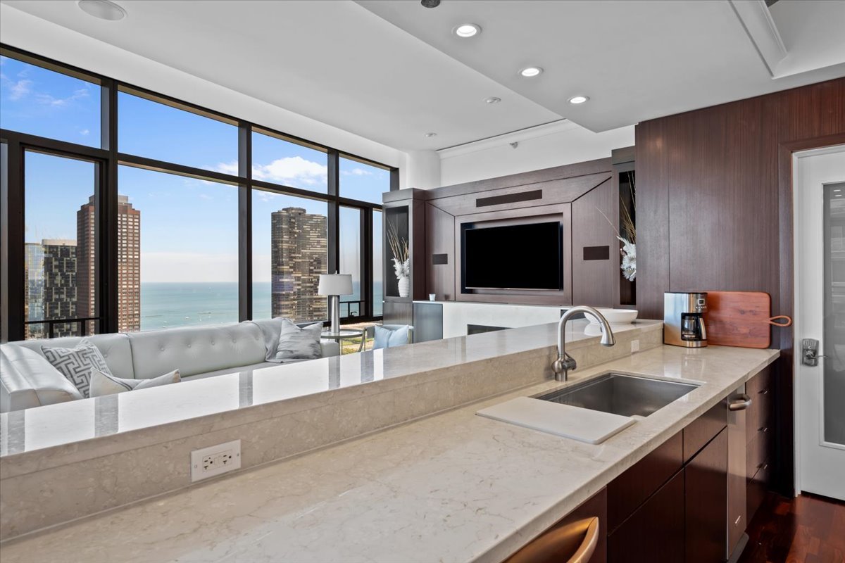 450 E Waterside Drive 3409