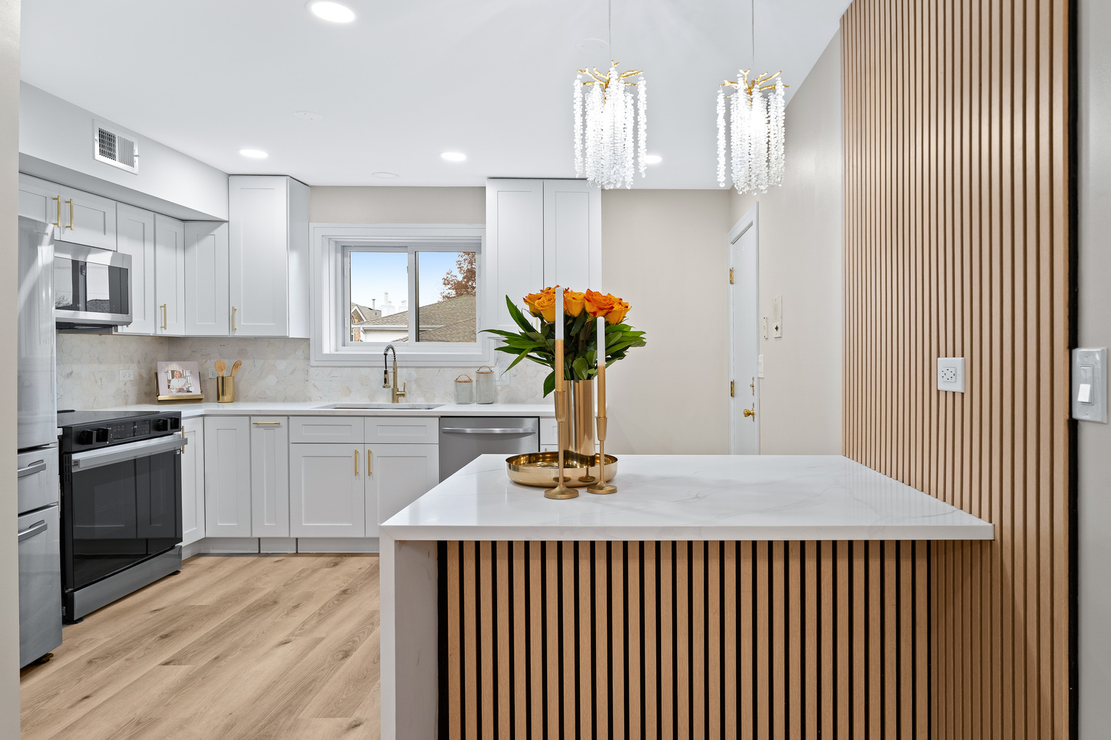 129 W Brandon Court 23