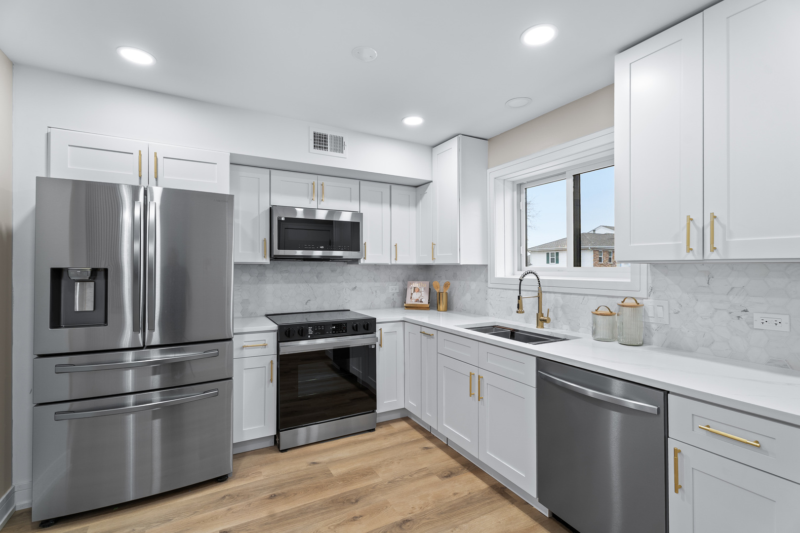 129 W Brandon Court 23