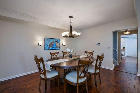 Tiny photo for 64 Whittington Course, St. Charles, IL 60174 (MLS # 12706220)
