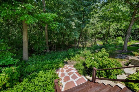 Tiny photo for 64 Whittington Course, St. Charles, IL 60174 (MLS # 12706220)