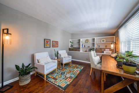 Tiny photo for 64 Whittington Course, St. Charles, IL 60174 (MLS # 12706220)