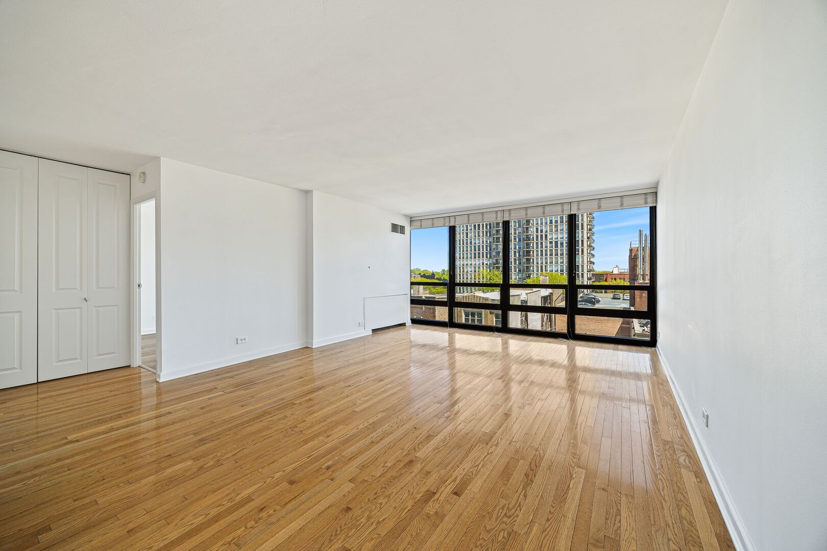 1636 N WELLS Street 607