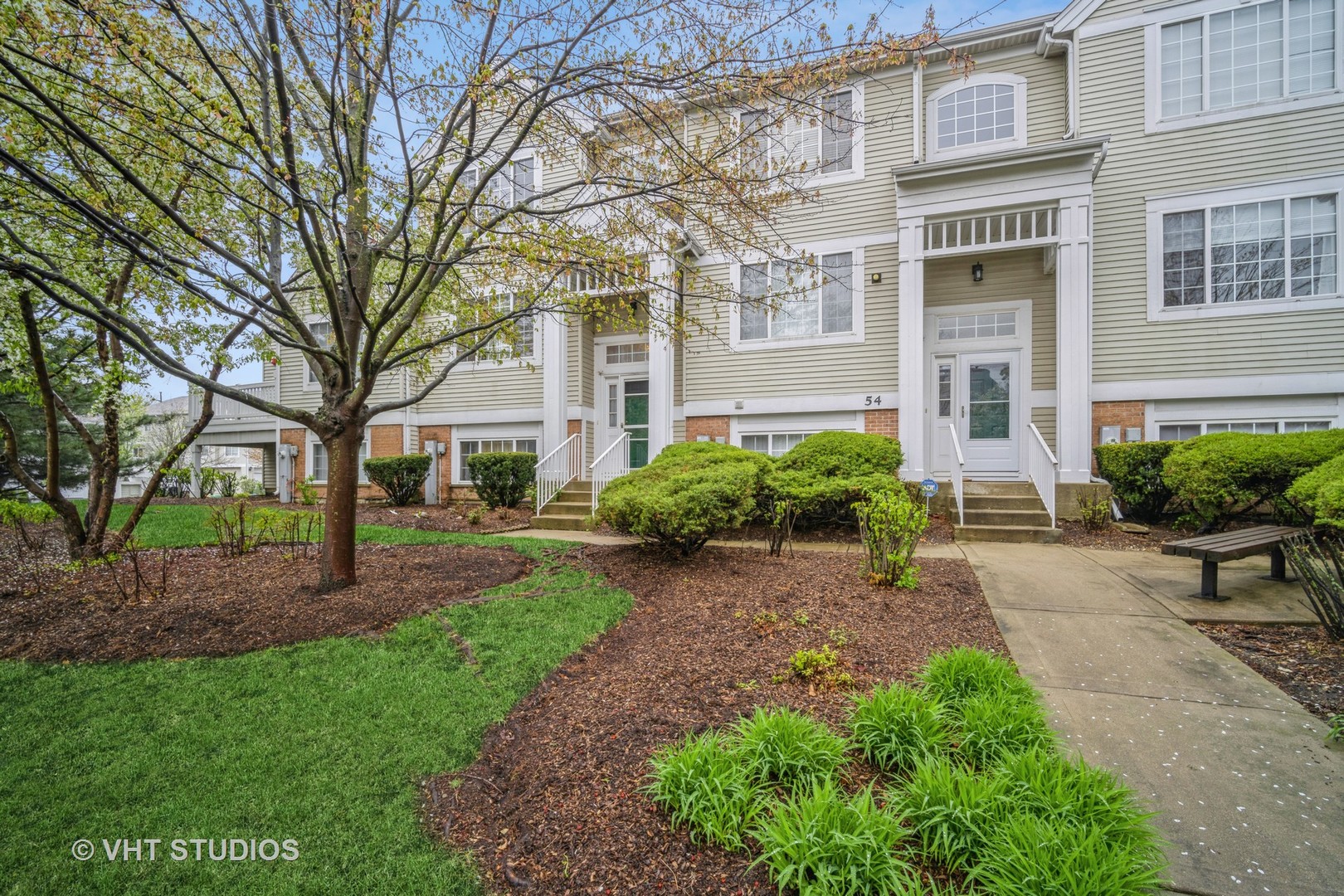52 Cantal Court