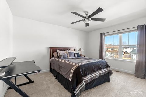 Tiny photo for 810 Georgetown Drive, Oswego, IL 60543 (MLS # 12564991)