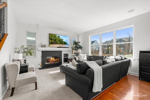 Tiny photo for 810 Georgetown Drive, Oswego, IL 60543 (MLS # 12564991)