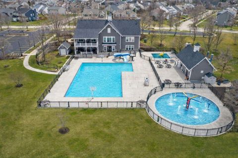 Tiny photo for 810 Georgetown Drive, Oswego, IL 60543 (MLS # 12564991)