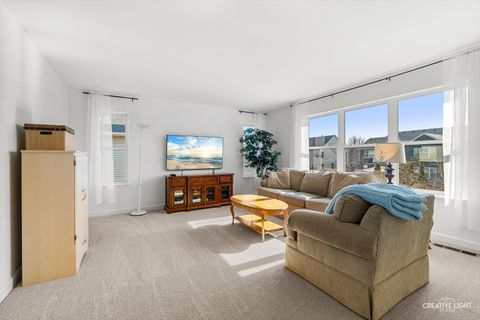 Tiny photo for 810 Georgetown Drive, Oswego, IL 60543 (MLS # 12564991)