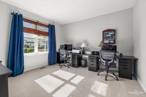 Tiny photo for 810 Georgetown Drive, Oswego, IL 60543 (MLS # 12564991)