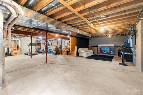 Tiny photo for 810 Georgetown Drive, Oswego, IL 60543 (MLS # 12564991)