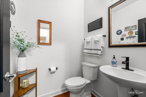 Tiny photo for 810 Georgetown Drive, Oswego, IL 60543 (MLS # 12564991)