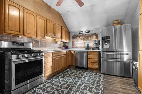 Tiny photo for 916 Berylan Street, Belvidere, IL 61008 (MLS # 12578091)