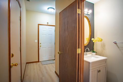 Tiny photo for 2245 Flagstone Lane, Carpentersville, IL 60110 (MLS # 12506287)