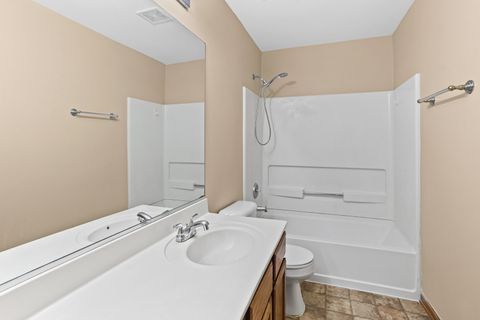 Tiny photo for 2245 Flagstone Lane, Carpentersville, IL 60110 (MLS # 12506287)